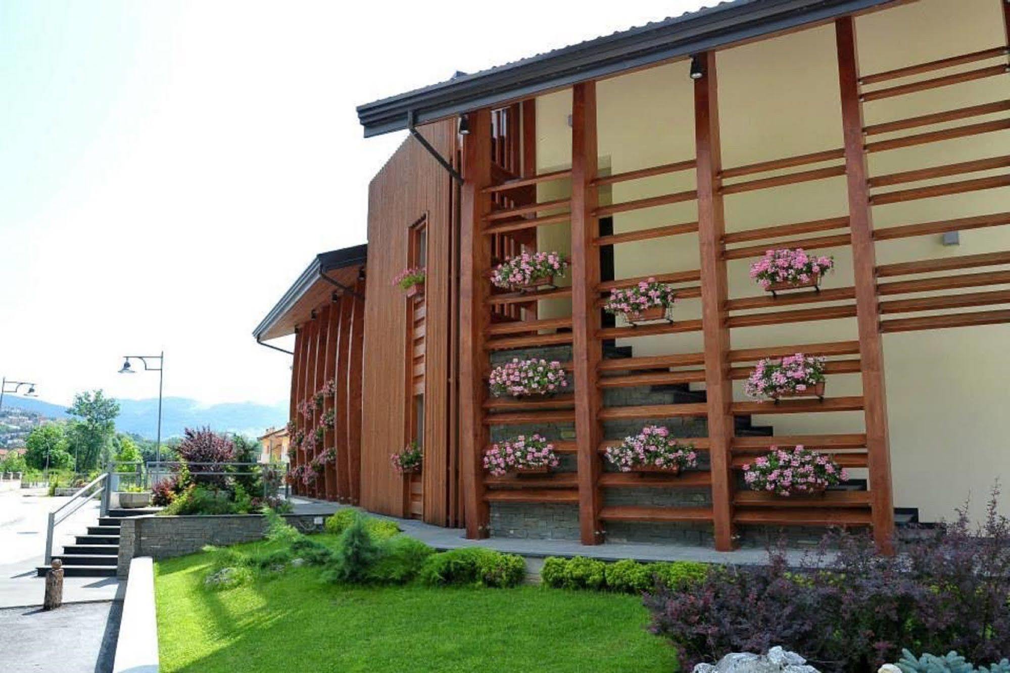Hotel Natura Castel Di Sangro Exterior photo