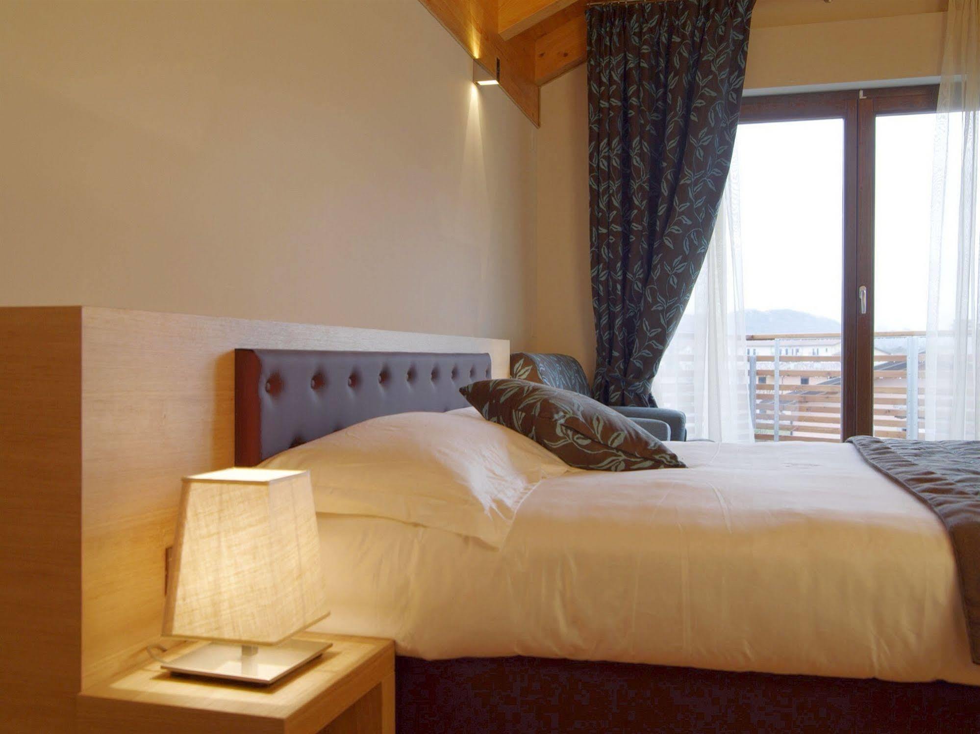 Hotel Natura Castel Di Sangro Exterior photo